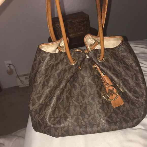 Michael Kors Handbags - Michaels Kors bag